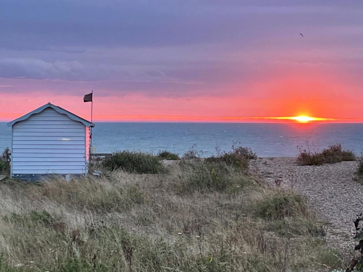 Fab Stay Uk - Coastal And Country Retreat With Free Secure Off Road Parking Minutes From Both Dover And Deal Eksteriør billede