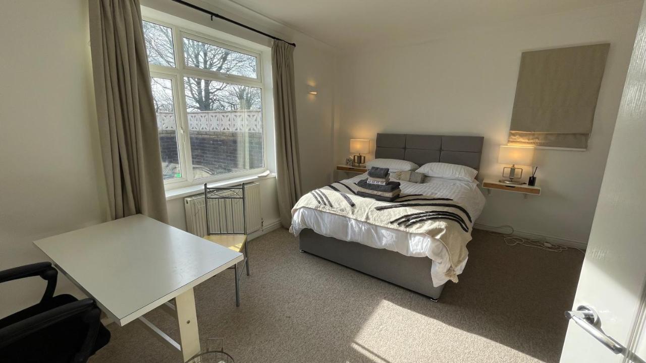 Fab Stay Uk - Coastal And Country Retreat With Free Secure Off Road Parking Minutes From Both Dover And Deal Eksteriør billede